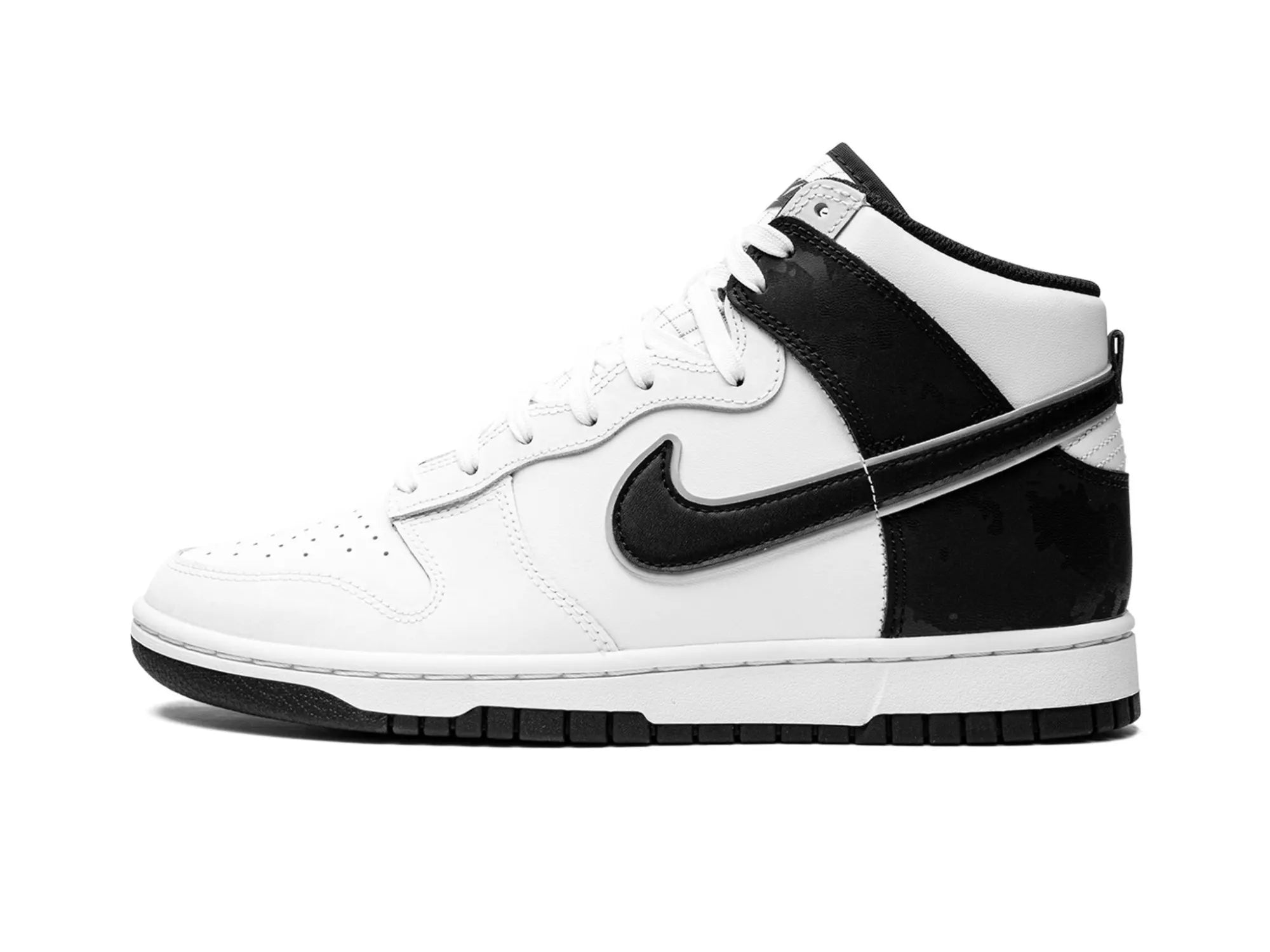 Nike Dunk High SE "White Black Camo"