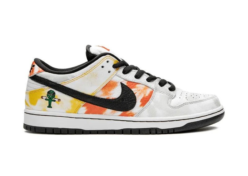 Nike Dunk Sb Low Tie-Dye Rayguns White