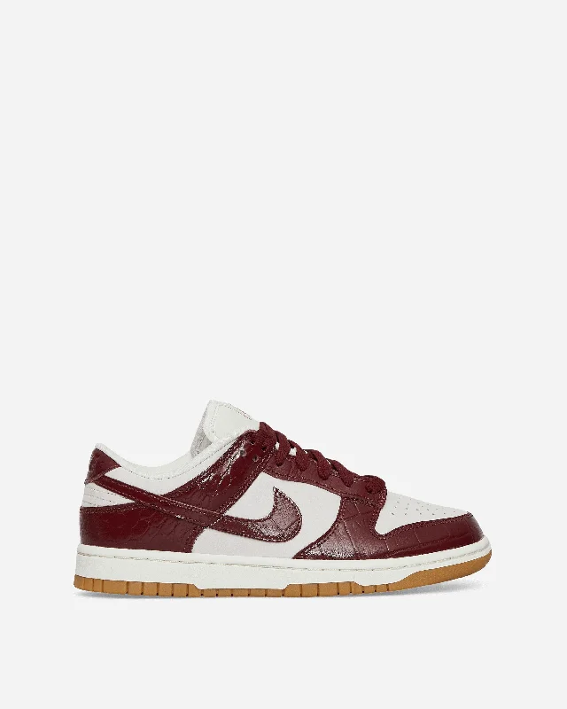 WMNS Dunk Low LX Sneakers Phantom / Dark Team Red