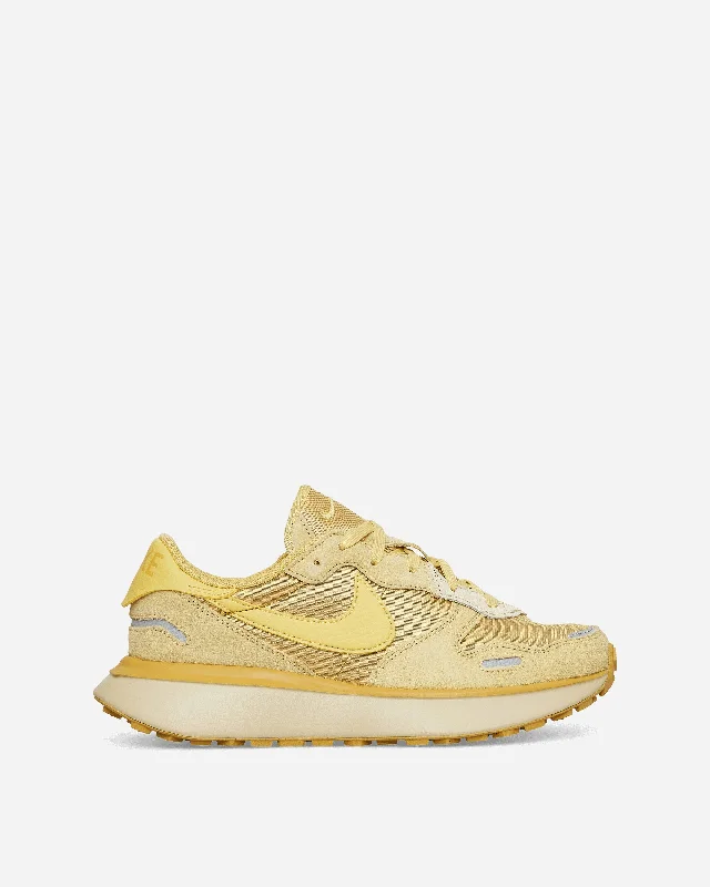 WMNS Phoenix Waffle Sneakers Wheat Gold / Saturn Gold