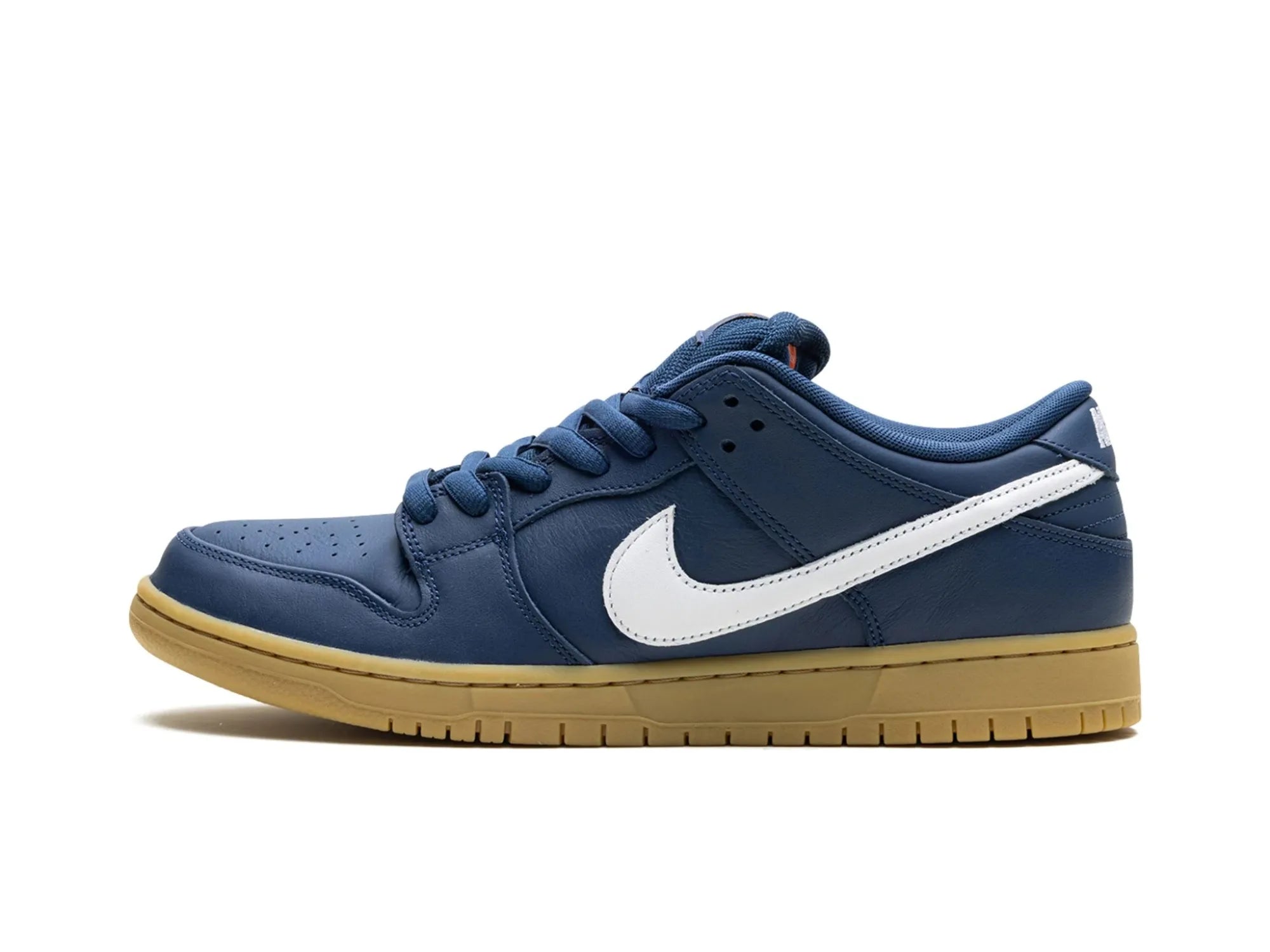 Nike SB Dunk Low "Navy Gum"