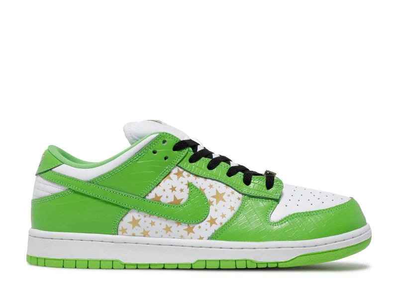 Nike SB Dunk Low x Supreme 'Mean Green'