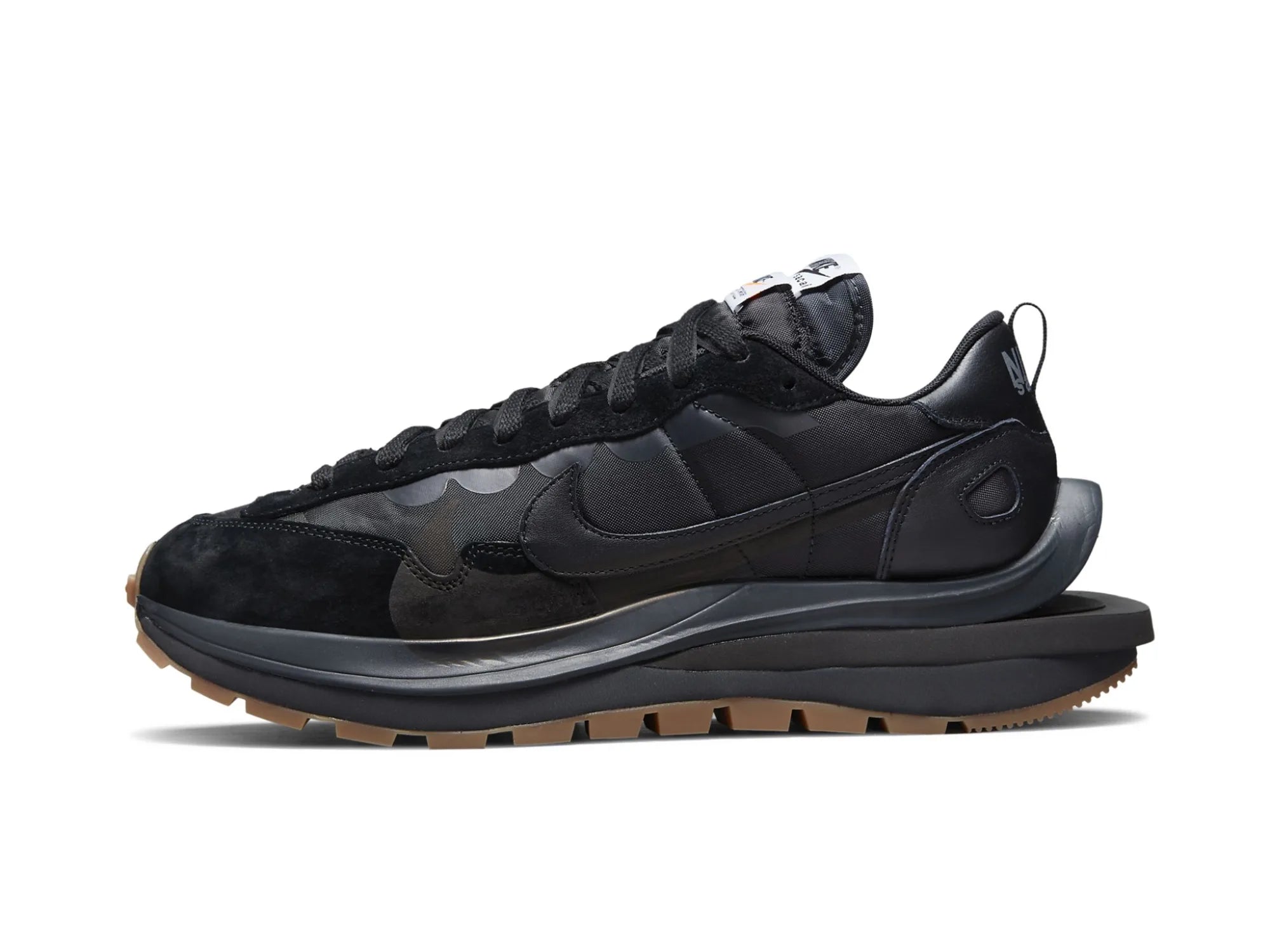 Nike Vaporwaffle X Sacai "Black Gum"